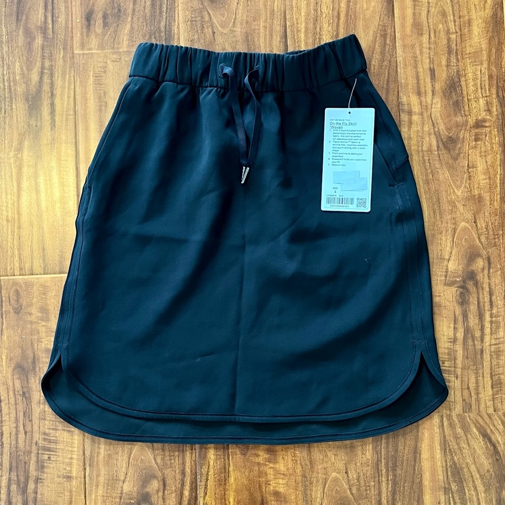 Lululemon On the fly skirt woven